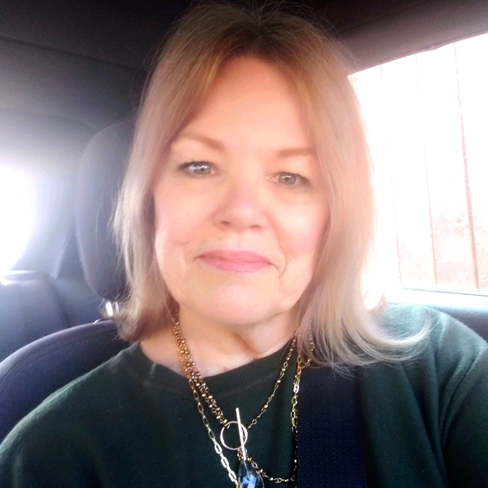 Meet your Posher, Nancy